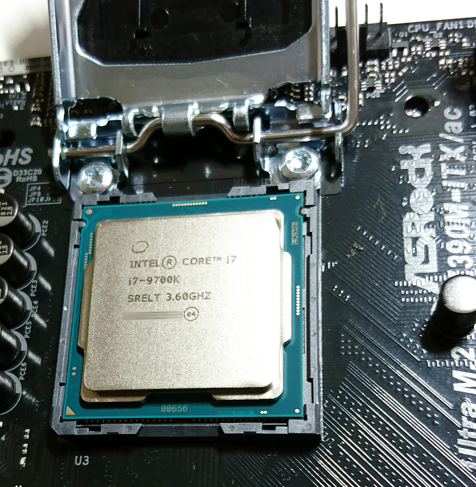 Intel Core i7 7700k ＋ MicroATXマザーボード - PCパーツ